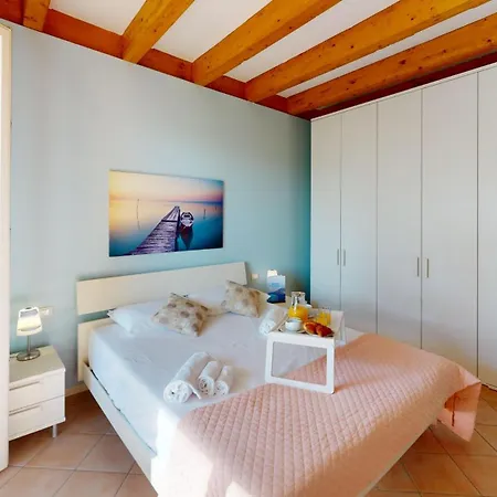Apartment Vento Di By Bookinggardalake *