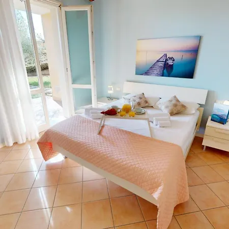 Apartment Vento Di By Bookinggardalake Manerba del Garda